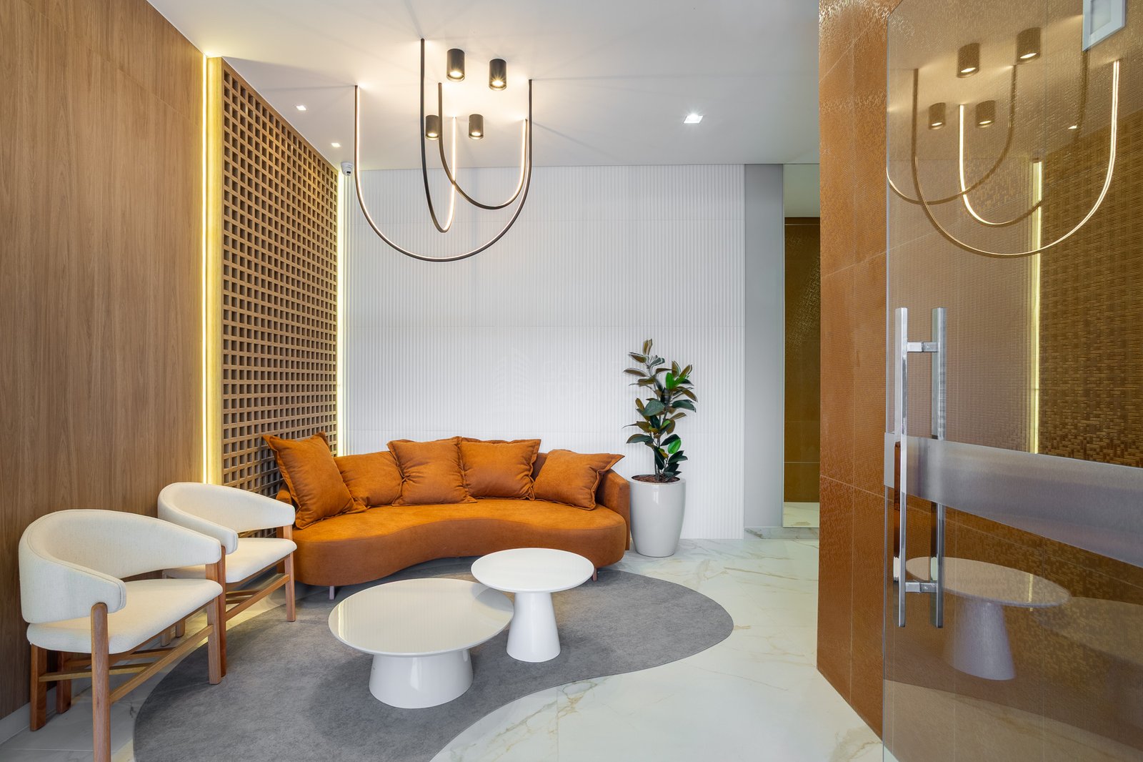 14-Fachada e Hall Pianezzi Internet